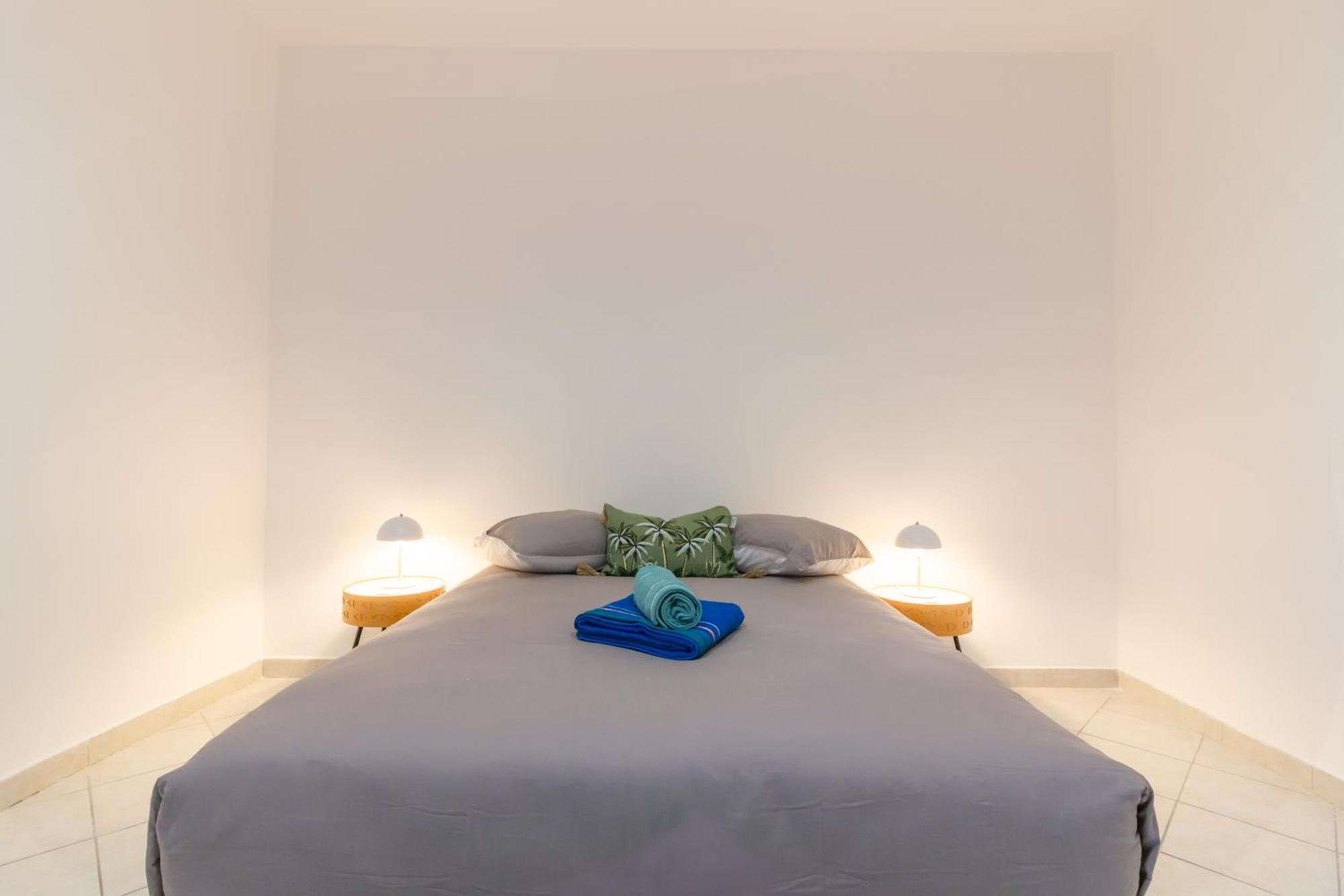 Spacieux Appartement En Plein Coeur De بزييه المظهر الخارجي الصورة