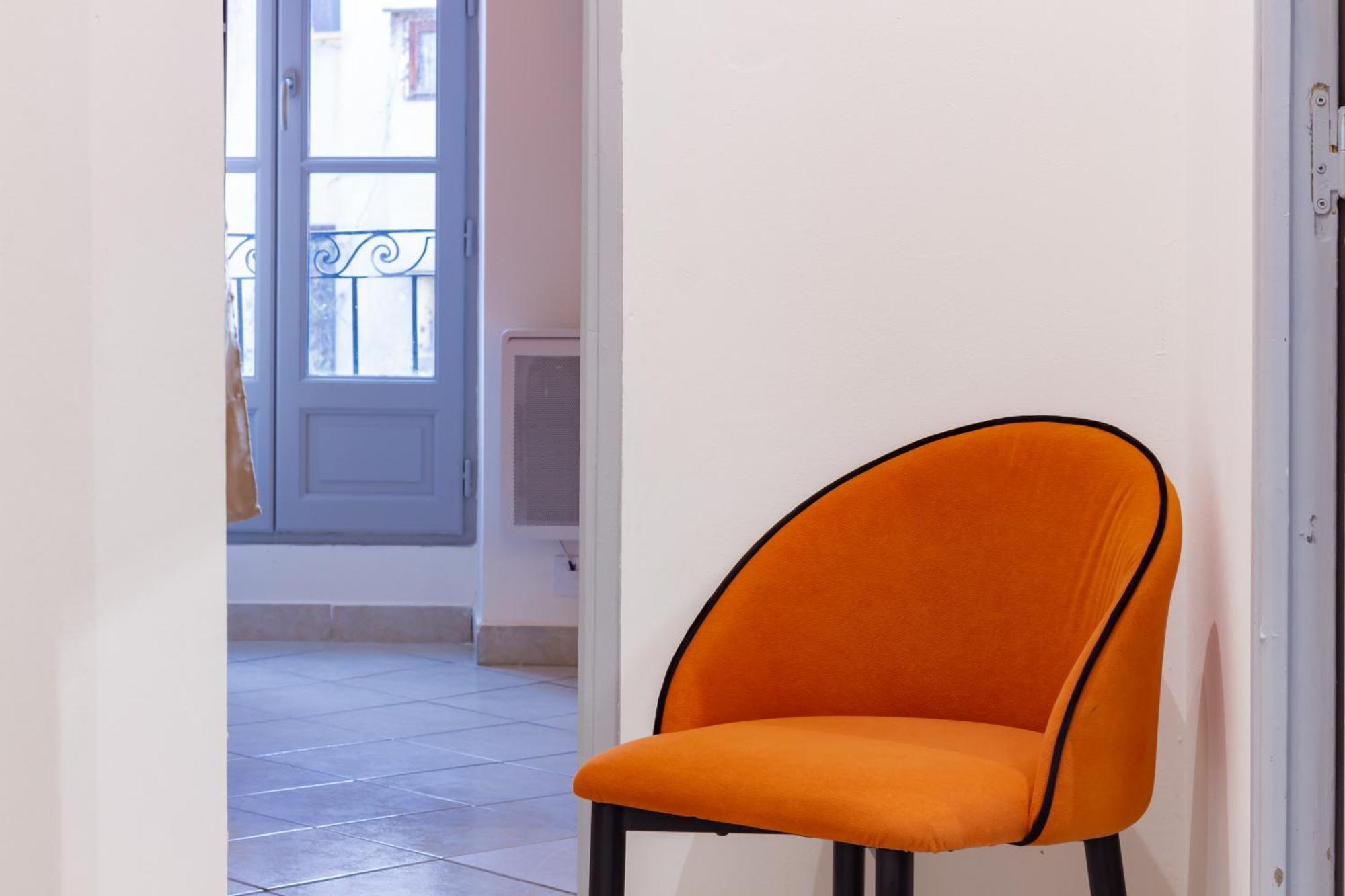 Spacieux Appartement En Plein Coeur De بزييه المظهر الخارجي الصورة